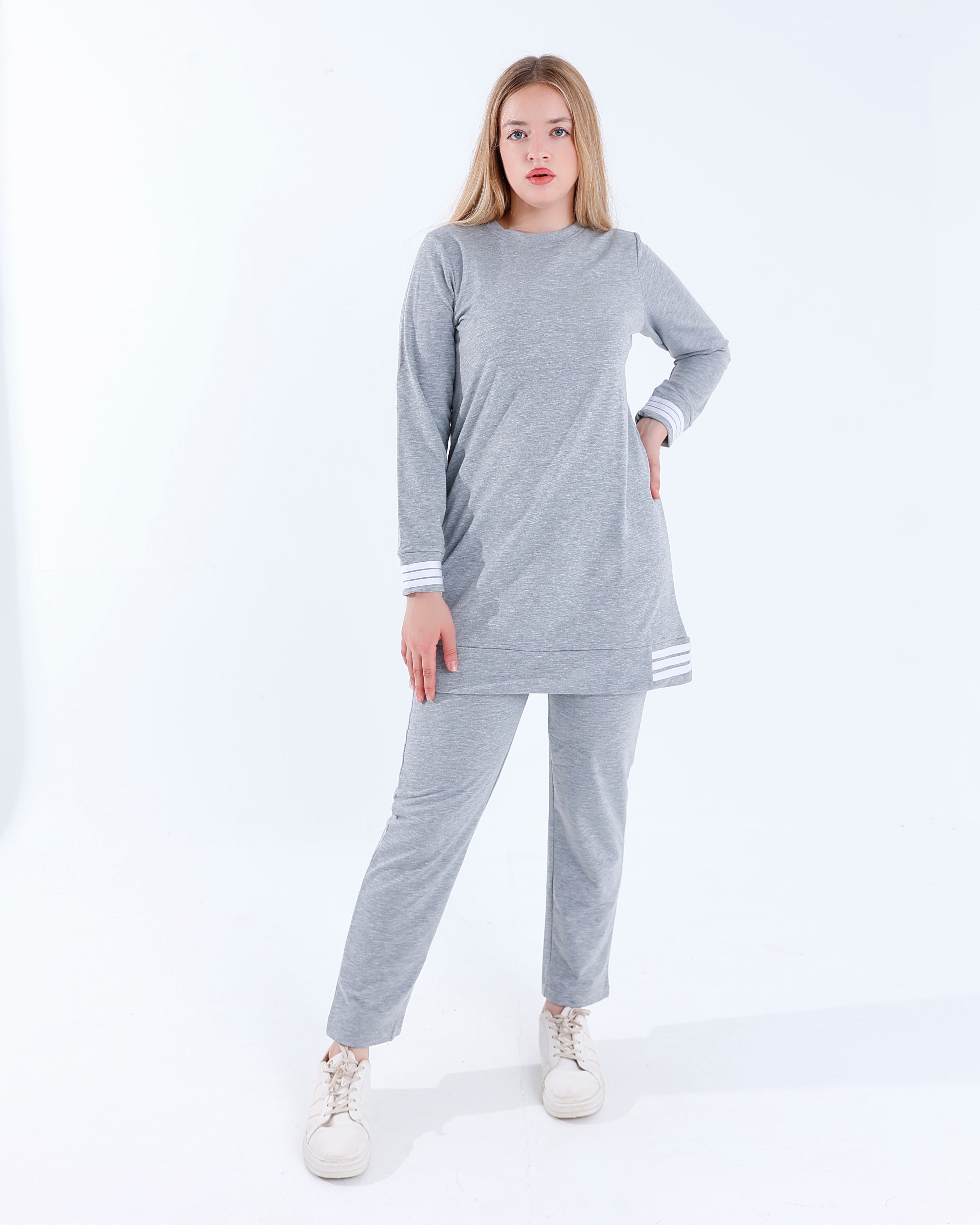 بدلة رياضية شرايط ميلتون رمادي