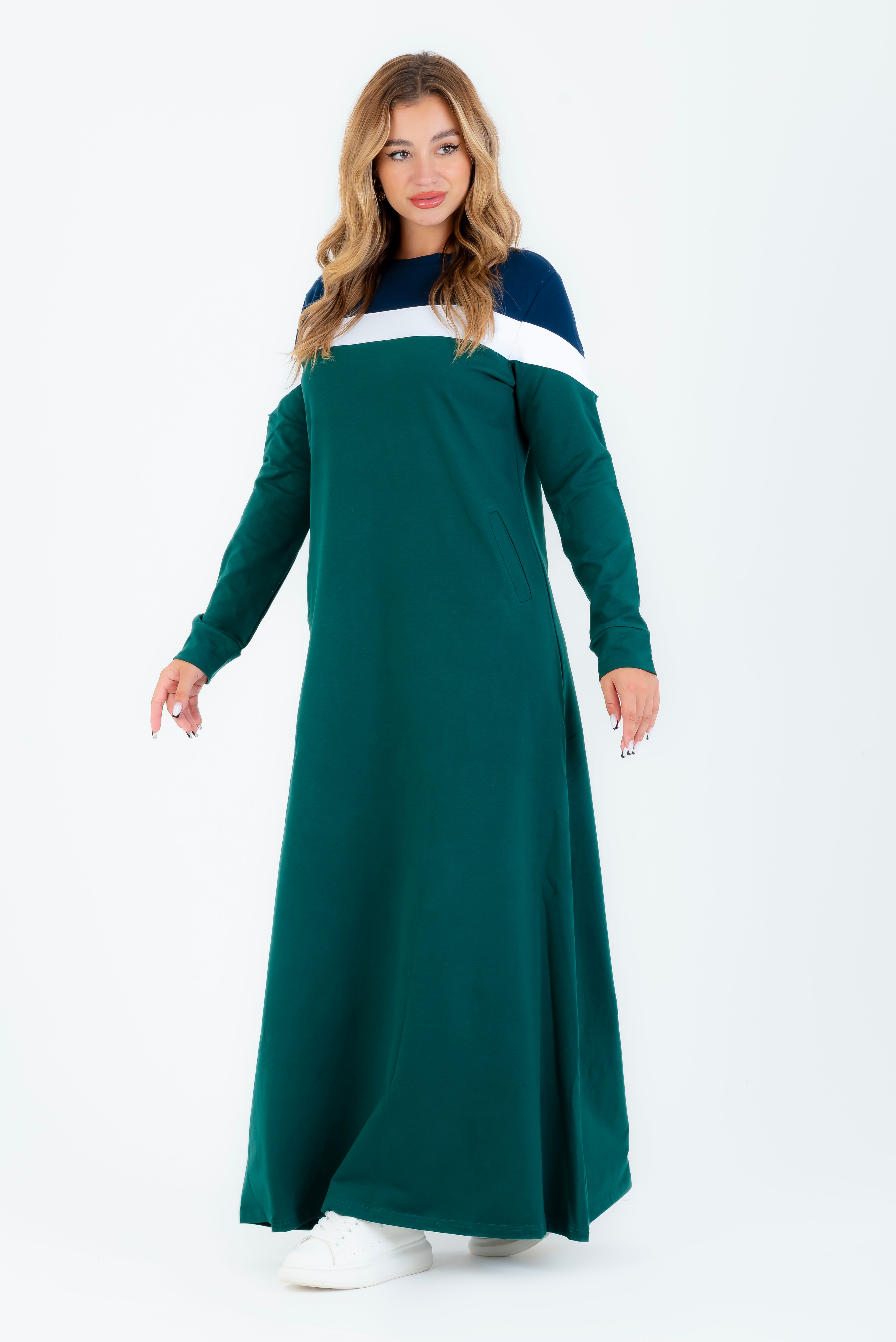 Abaya sport crêpe couleur olive et noir en coton