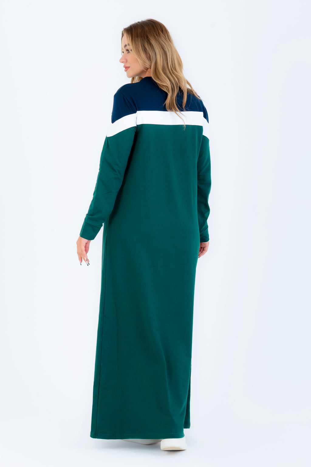 Abaya sport crêpe couleur olive et noir en coton