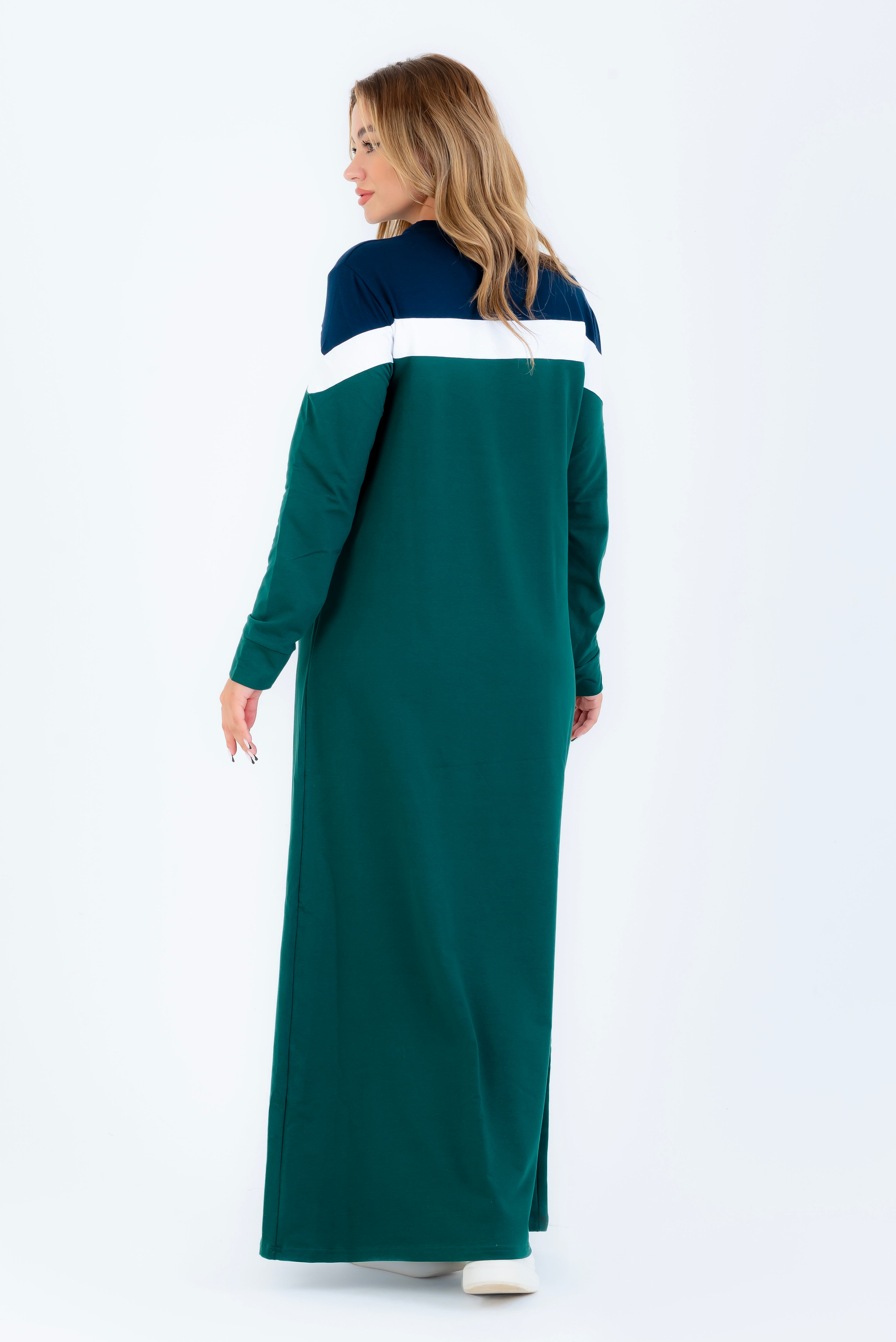 Abaya sport crêpe couleur olive et noir en coton