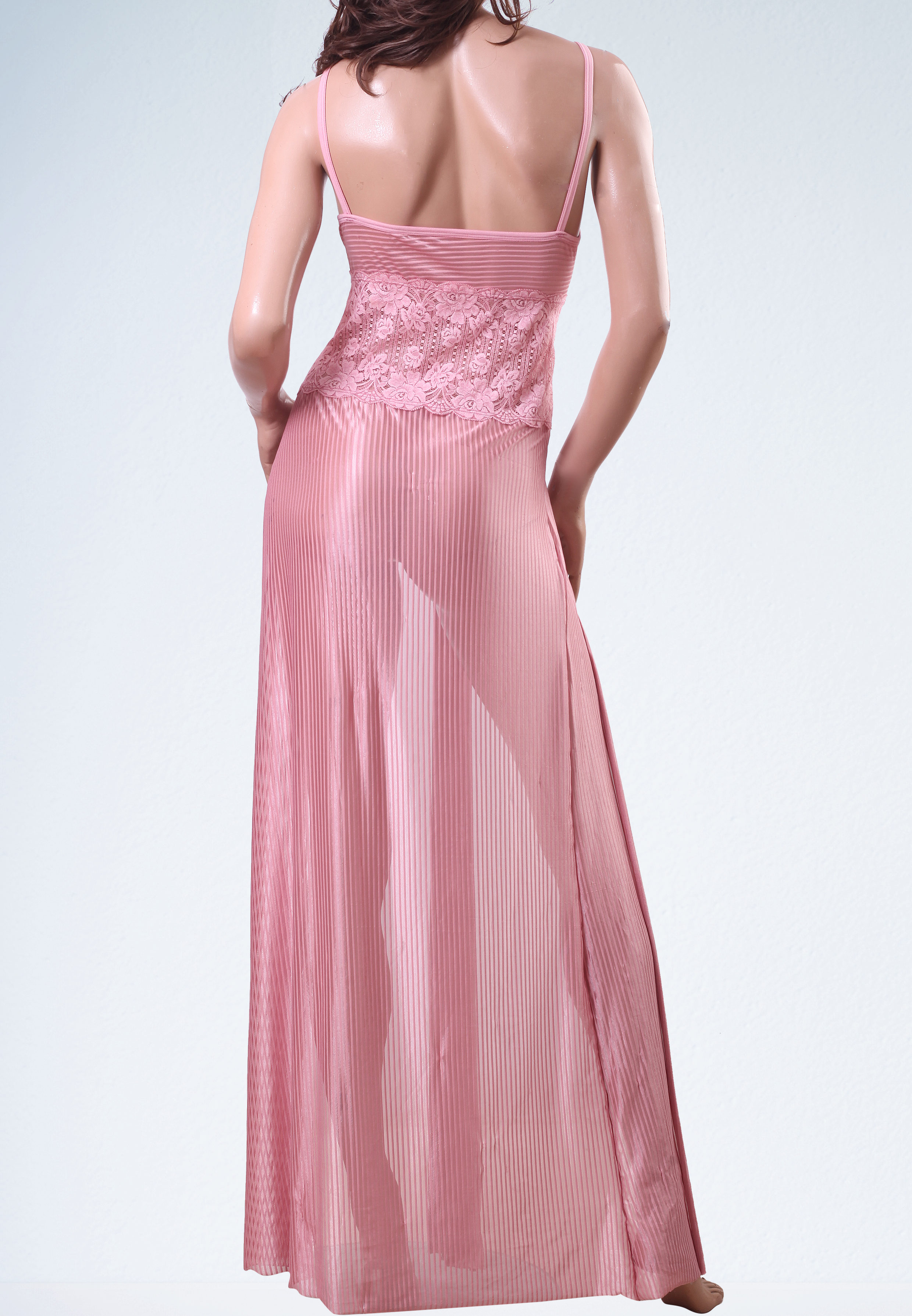 قميص نوم طويل باور مقلم بقصات دانتيل على الصدر كشمير