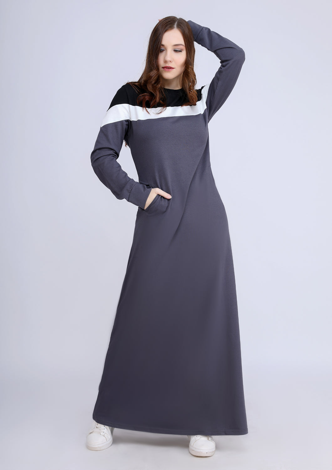 Abaya sport crêpe noir et gris en coton