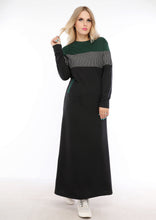 Load image into Gallery viewer, Black and olive sport Abaya