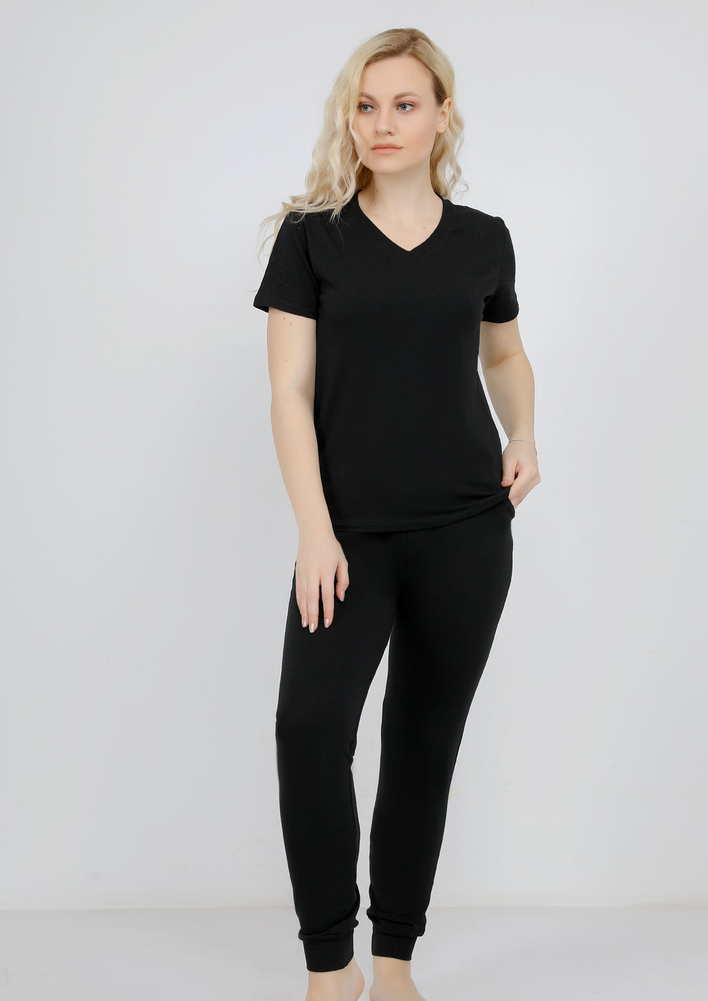 بيجاما قطن ليكرا سادة أسود كم قصير ياقة سبعة