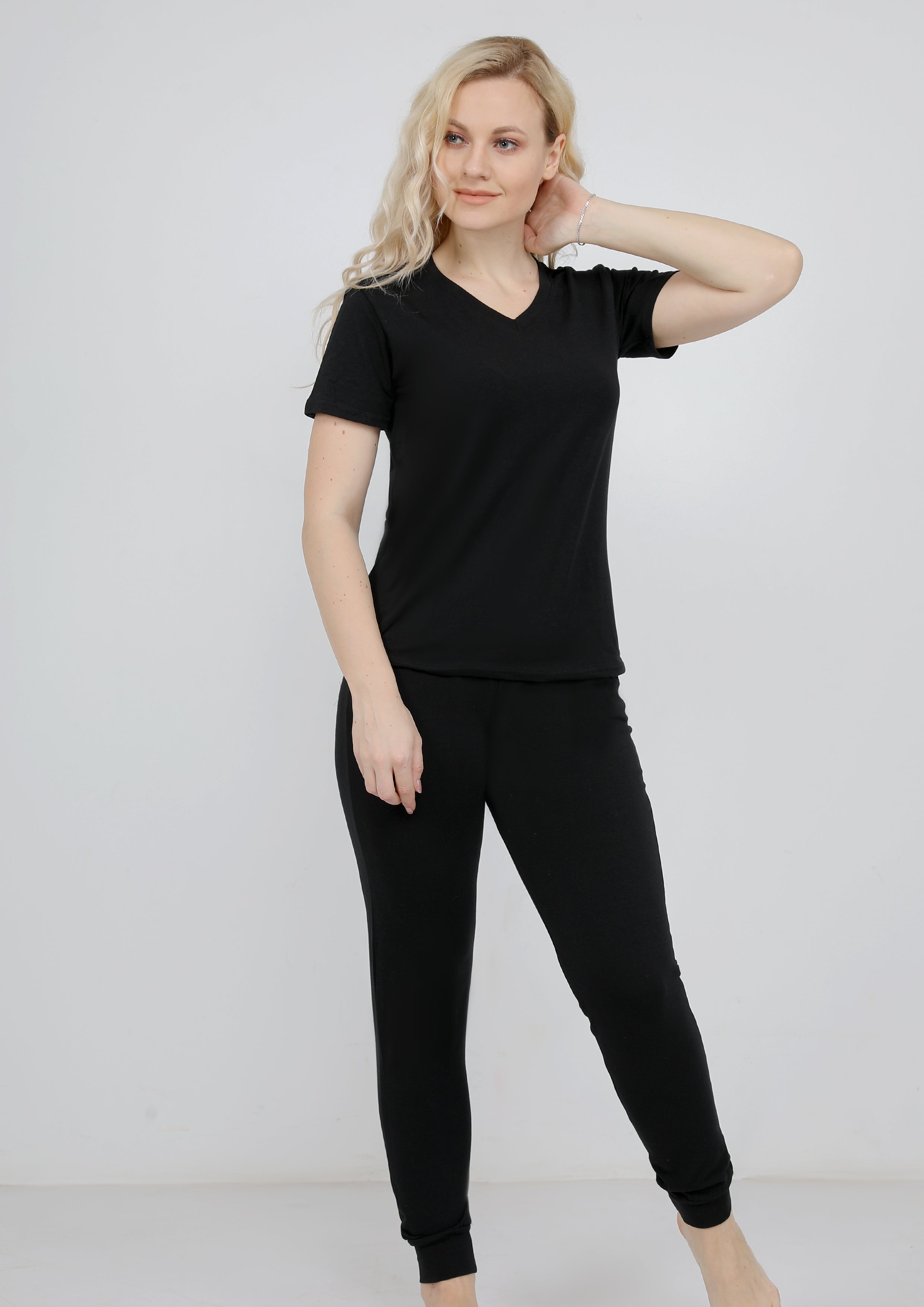 بيجاما قطن ليكرا سادة أسود كم قصير ياقة سبعة