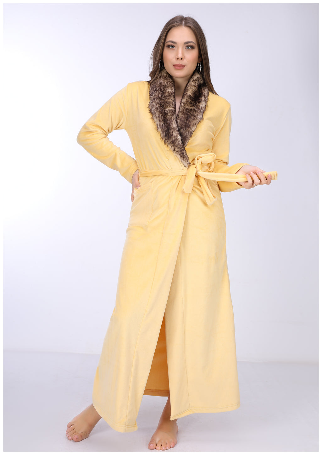 روب شتوي فرو هايدي مبطن من الوشين أصفر