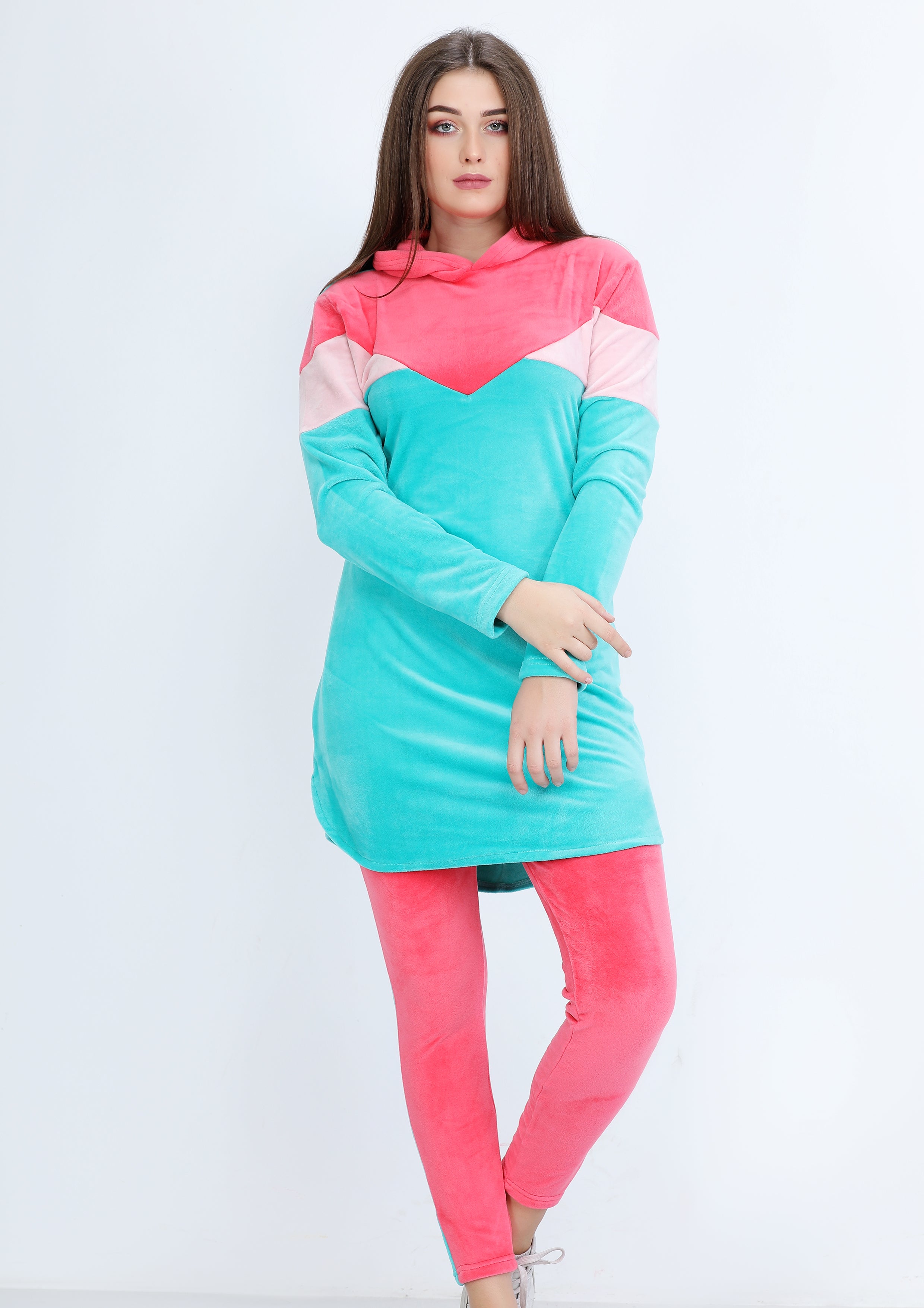 Turquoise and dark pink Heidi pajamas with double-sided lining and hood