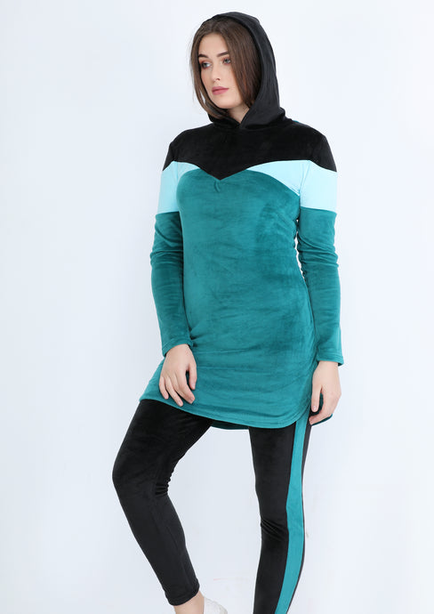 Petrol and black Heidi pajamas with double-sided lining and hood