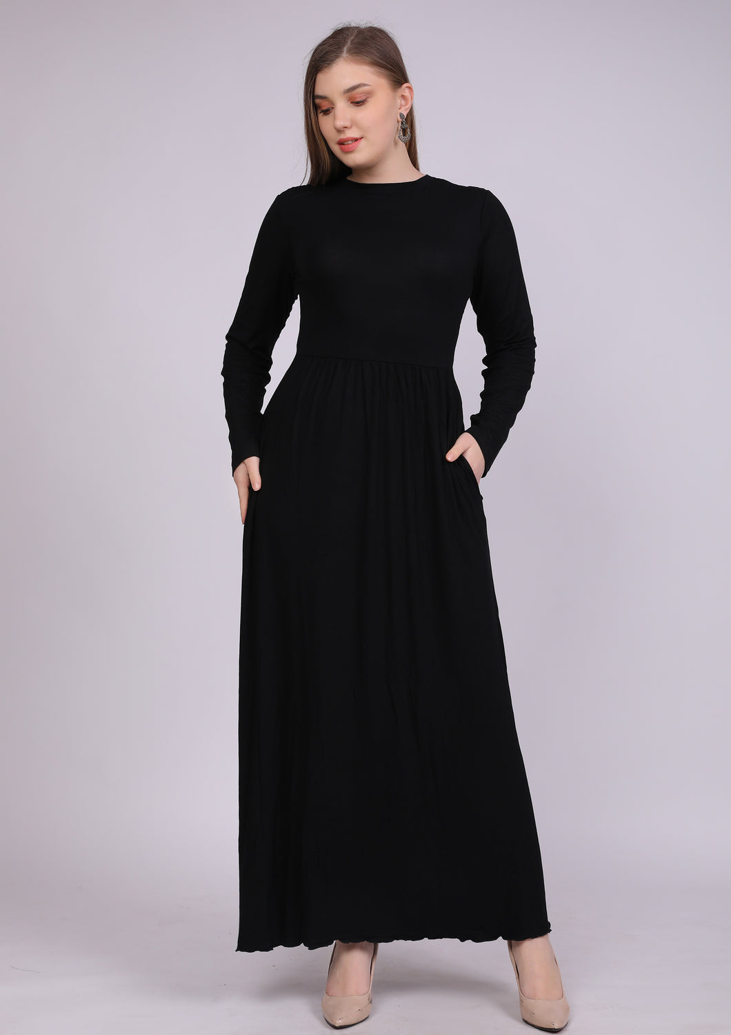 فستان فسكوز طبيعي بأستك من الوسط و جيوب أسود