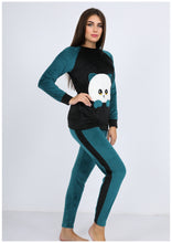 Load image into Gallery viewer, Blach Heidi pajamas  with double-sided lining and a panda print on the chest