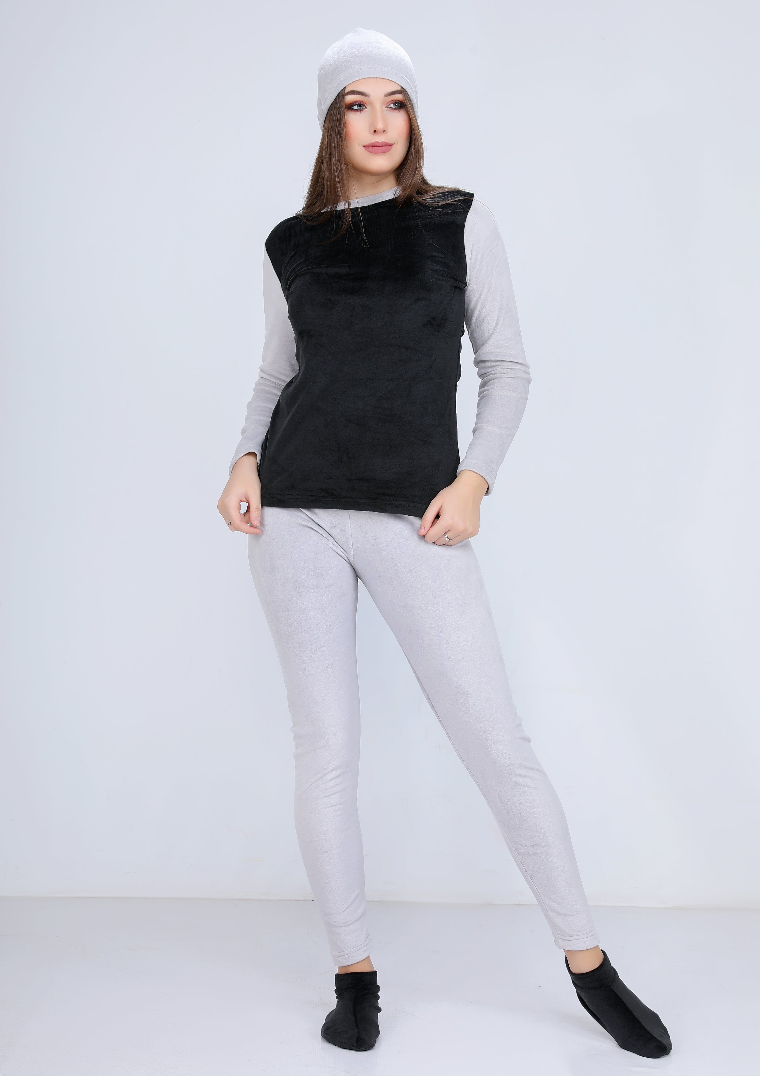 Pyjama chaud 4 pièces heidi chalisse et noir à doublure des deux faces