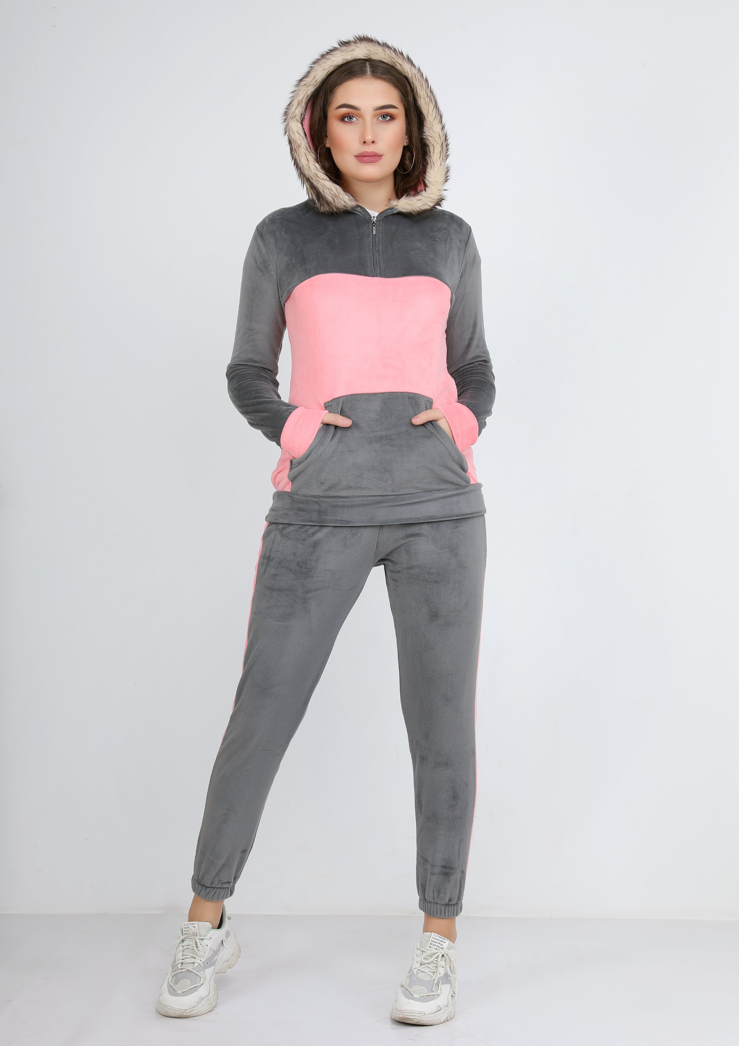 Dark gray and pink fur heidi pajamas with double-sided lining and hood