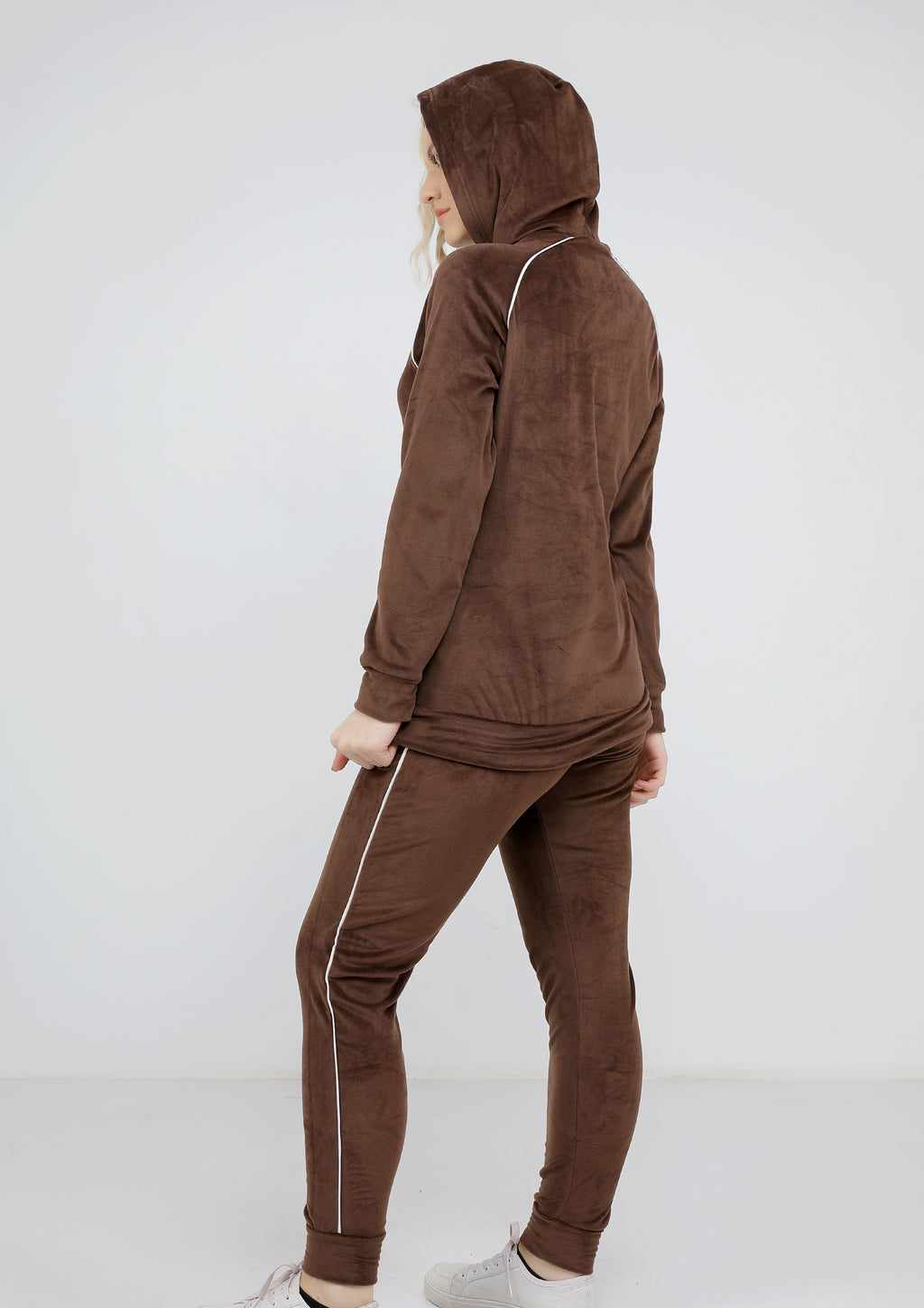 Brown Heidi pajamas with plain double-sided lining and thin white stripe and hood