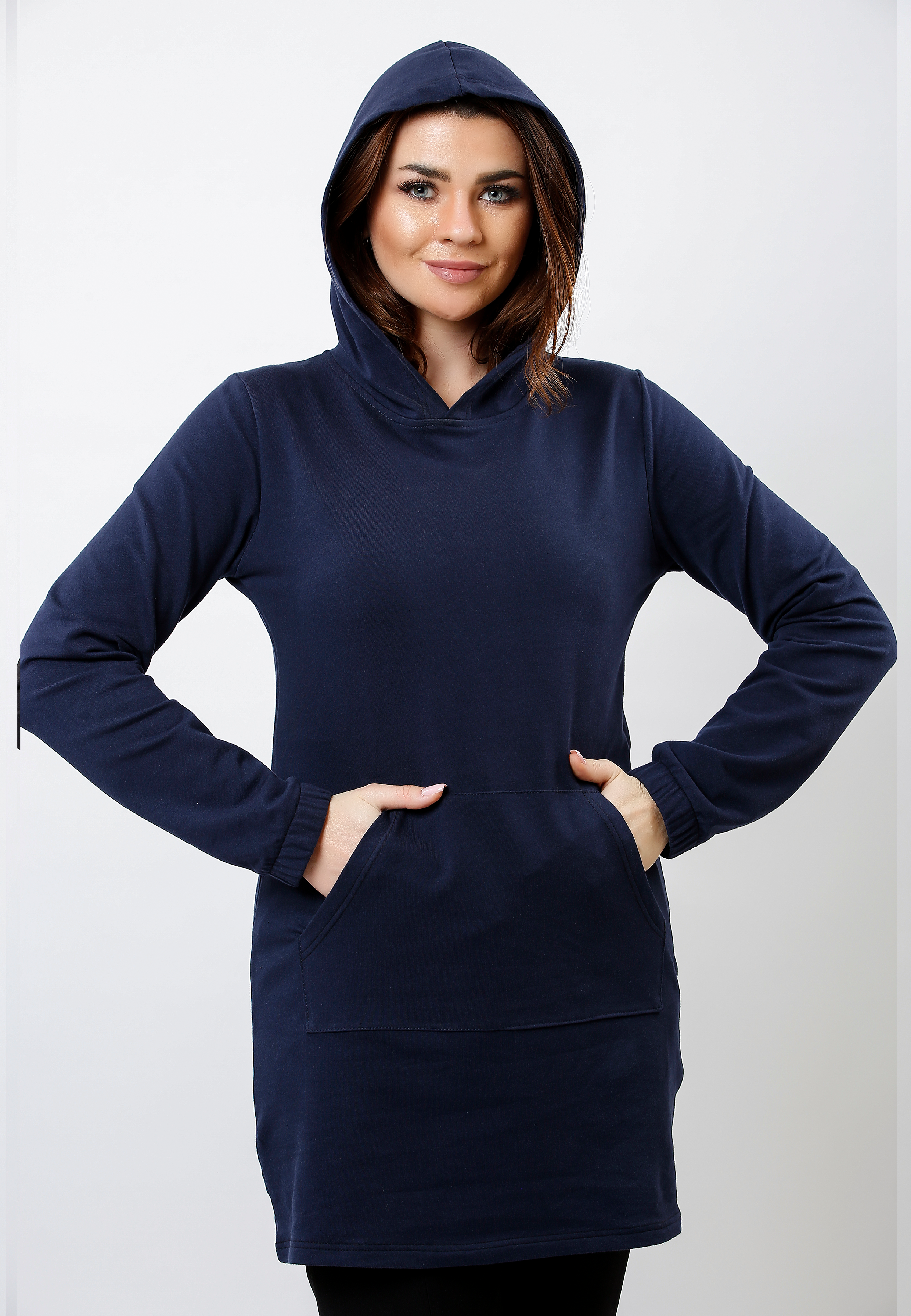 Sweatshirt bleu marine uni à capuchon en pur coton