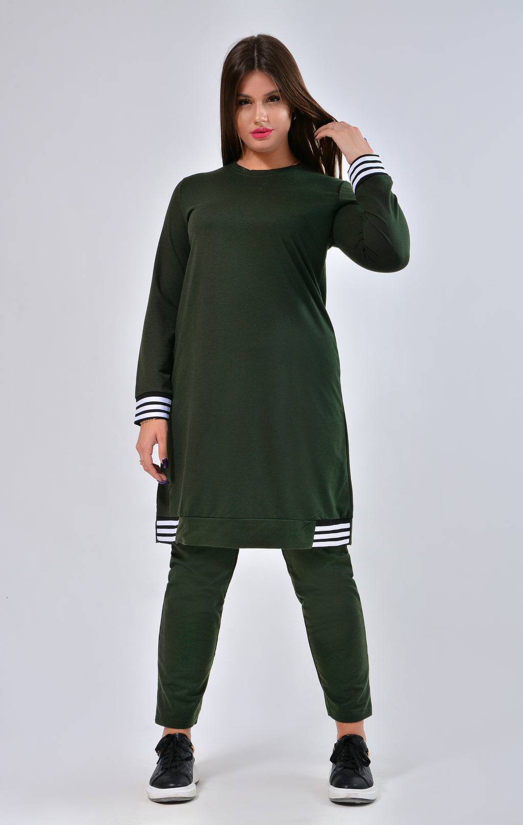 بدلة رياضية شرايط ميلتون جيشي